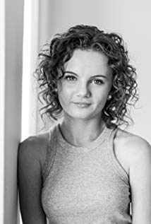 Annie Rose Buckley - 