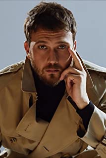 Aras Bulut Iynemli - 