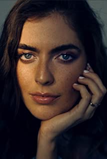 Ariana Ron Pedrique - 