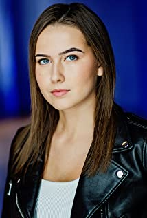 Briana Andrade-Gomes - 