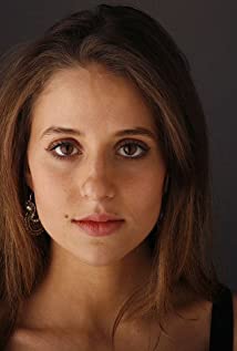 Genevieve Hudson-Price - 