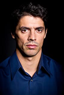 Gonçalo Waddington - 