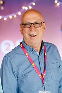 Ken Bruce - 