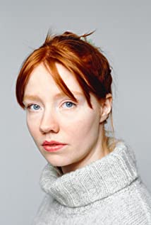 Sarah Francesca Brænne - 