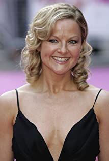 Sarah Hadland - 