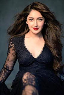 Sayyeshaa Saigal - 