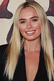 Victoria Baldesarra - 