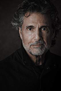 Chris Sarandon